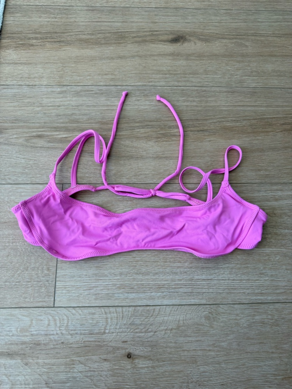 Skims-  Bikini Top